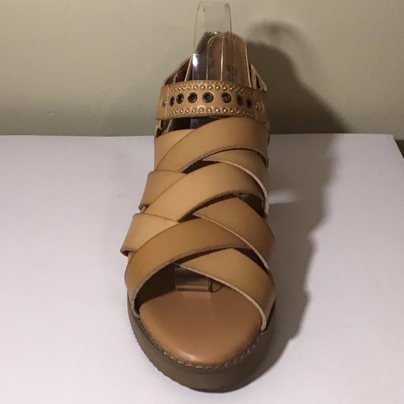 DIDO Sandals - Picture 1 of 3